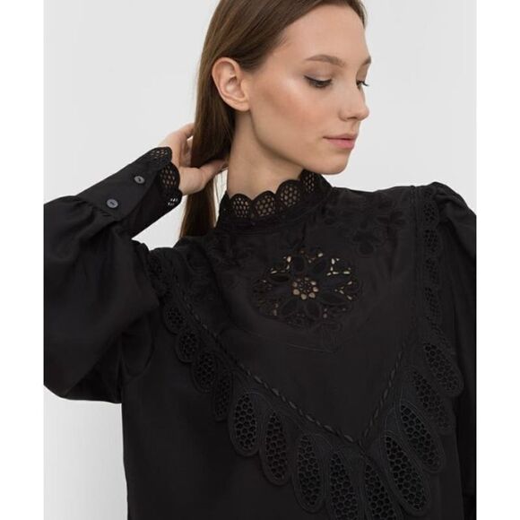 ROHE Magalie Silk Black Blouse NWT Sz. 40 (US 8/L) - Picture 1 of 12